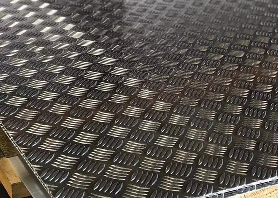 satın al Parlak Kabartmalı Alüminyum Basamak Paneli 3003 6061 T6 8mm 6mm online manufacture